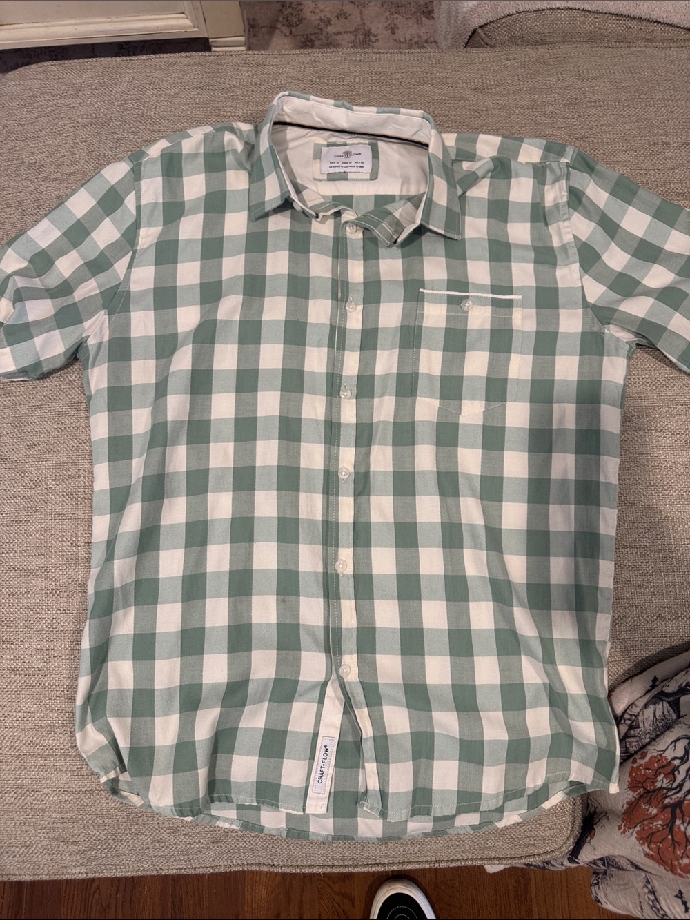 Men's Sage Green and White Check Short Sleeve Button-Down Shirt
